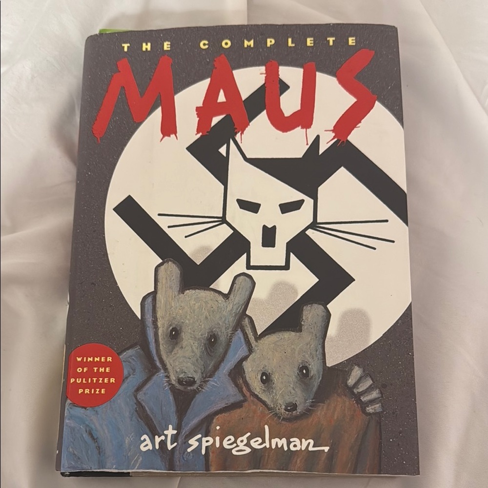 The Complete Maus Graphic Novel